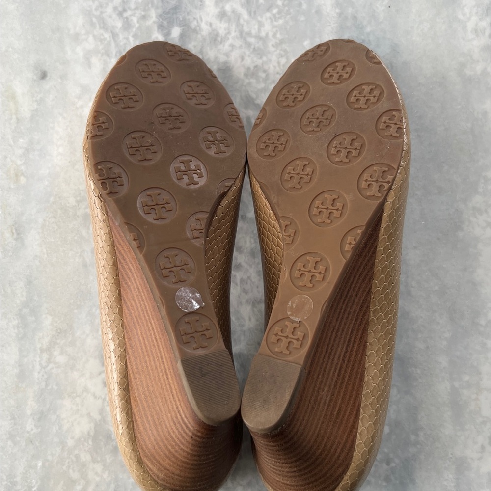 Tory Burch Tan Wedges - Picture 6 of 6